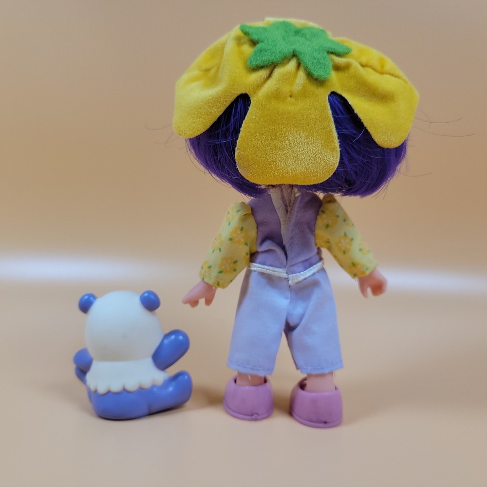 VTG Strawberry Shortcake Almond Tea Doll Marza Panda Pet Comb Kenner 1983 - Picture 5 of 9
